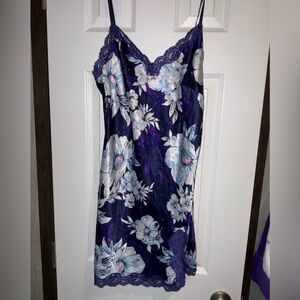 Victoria Secret Floral Lace Trim Nightgown